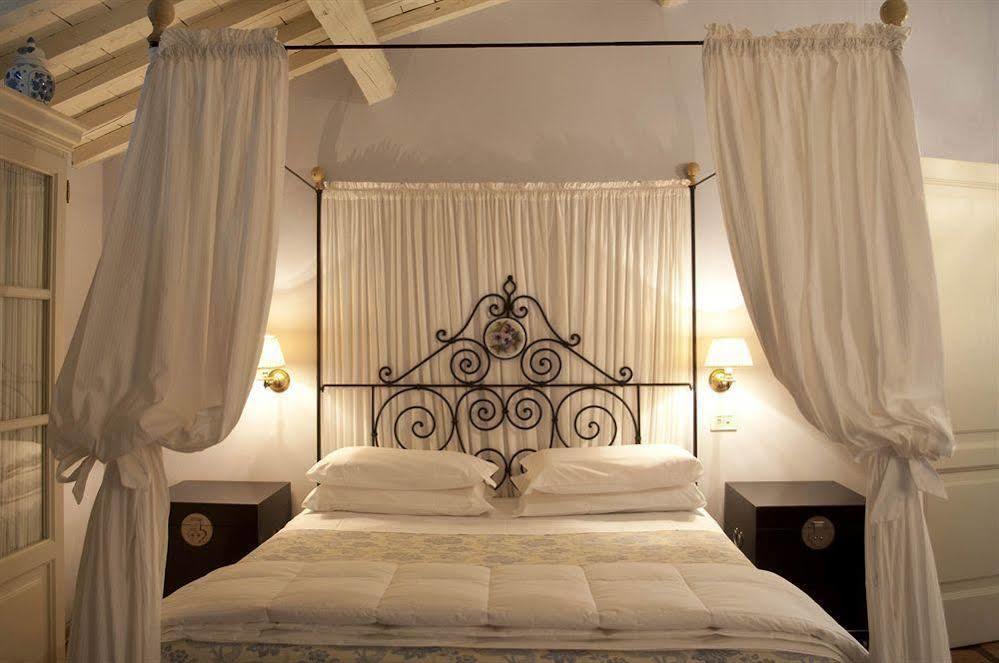 Villa Le Magnolie مونتيكاتيني تيرمي المظهر الخارجي الصورة